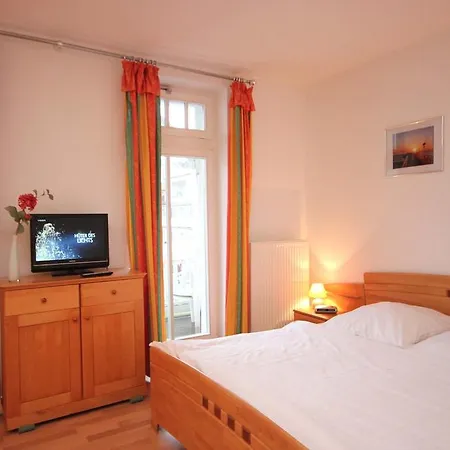 Villa Jugendglueck By Rujana Binz Room photo